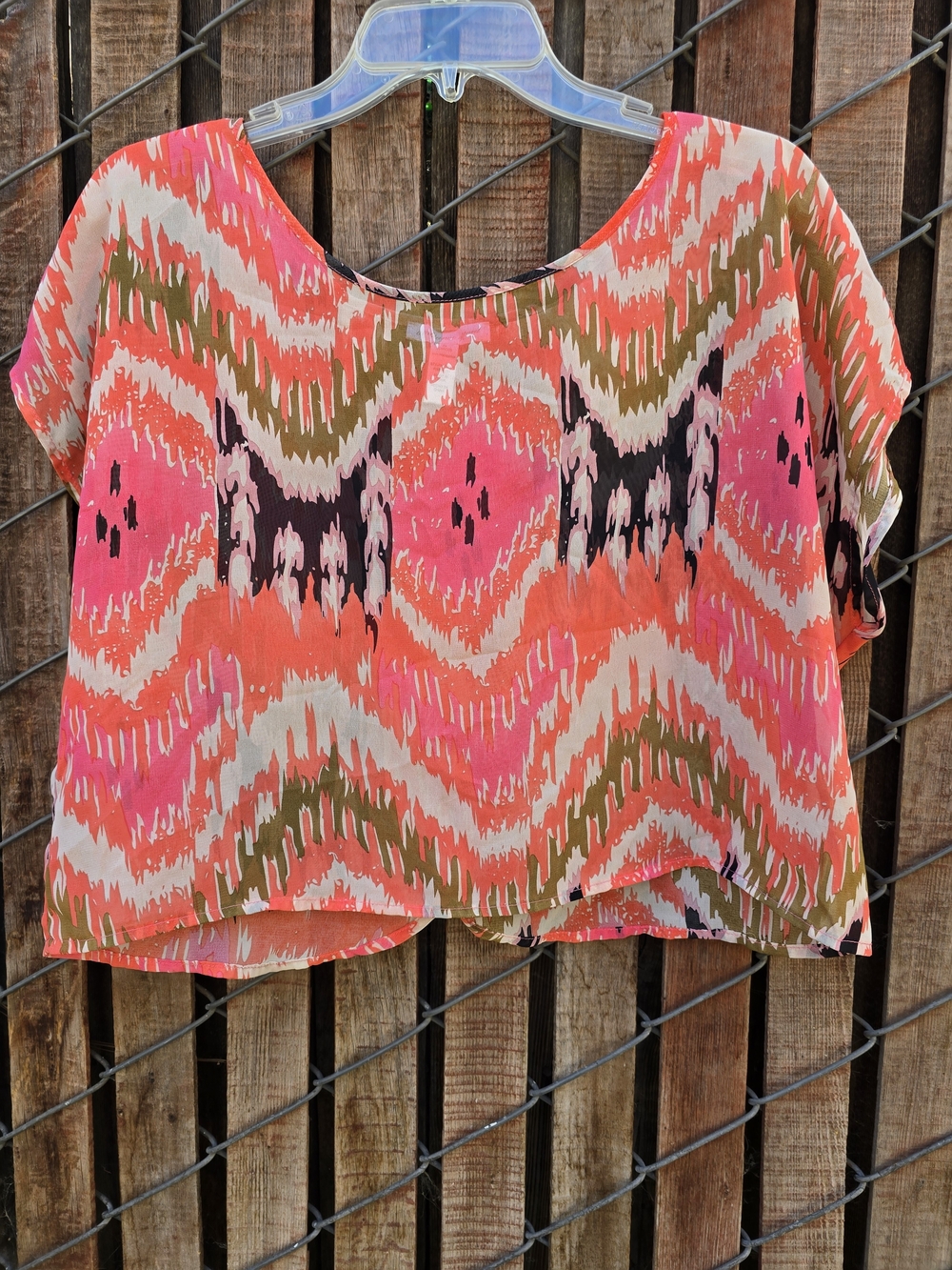 Ambiance Short Sleeve Printed Blouse in Coral, Pink Size S